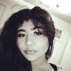 Meet your Posher, Nataly